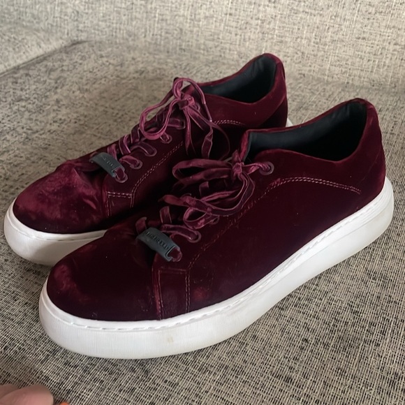 Karl Lagerfeld Velvet Dark Red Fall Sneakers Size 9.5 - Picture 15 of 15